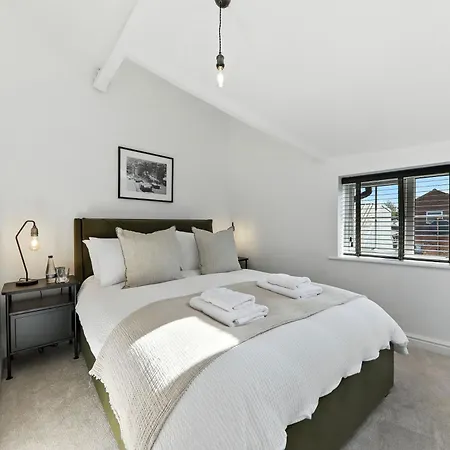 The Chatsworth Loft Apartment Harrogate