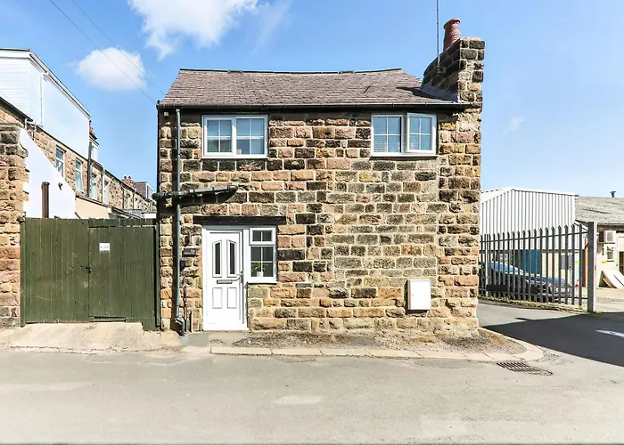 The Chatsworth Loft Apartman *